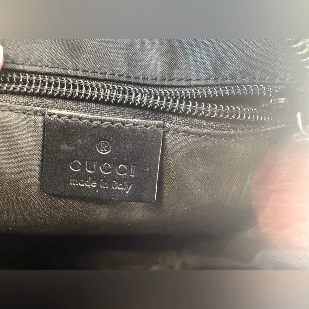 Gucci Monogram Messenger Crossbody Bag Vintage Early 2000s Rare Gucci GG EUC - Picture 13 of 16